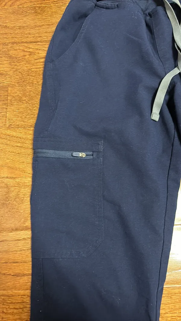 FIGS technical collection Kade Cargo Scrub Pants for Women - Image 5