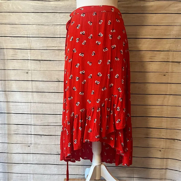 Billabong Dancing Till Dawn Red Floral Midi Wrap Skirt Size Medium - Image 9
