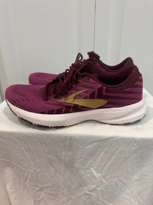 Brooks Launch 6 Running Shoes Beetroot Pink Gold Women's Size 9 Medium B - Image 2