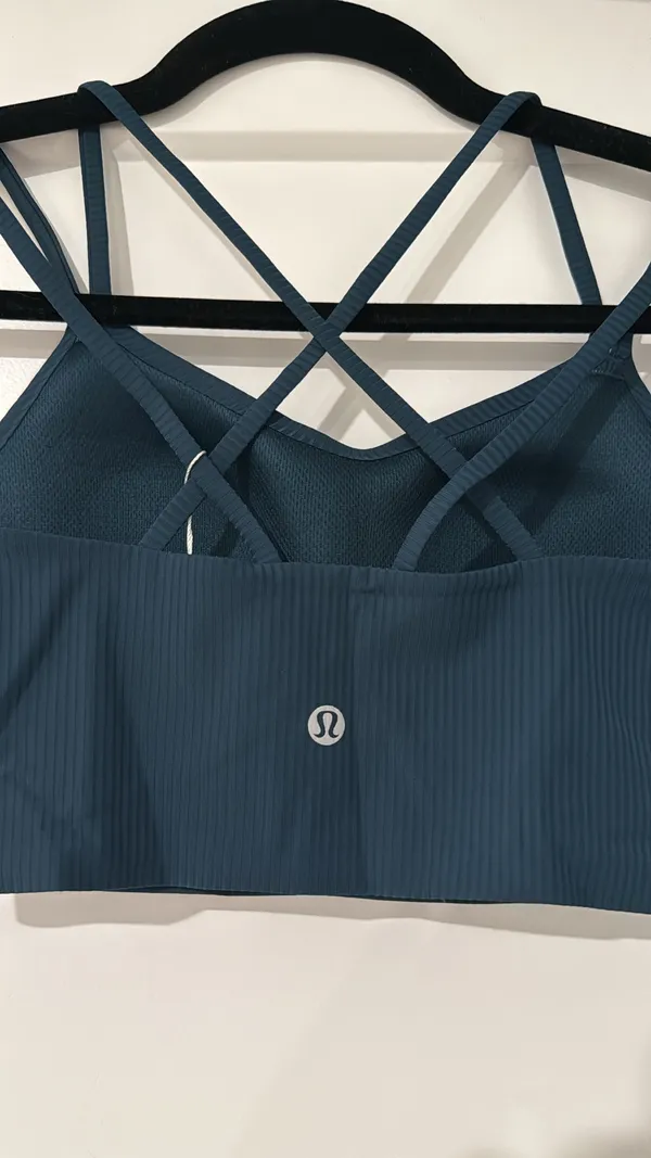 Lululemon Size 4 Like A Cloud Bra Longline B/C - Image 6
