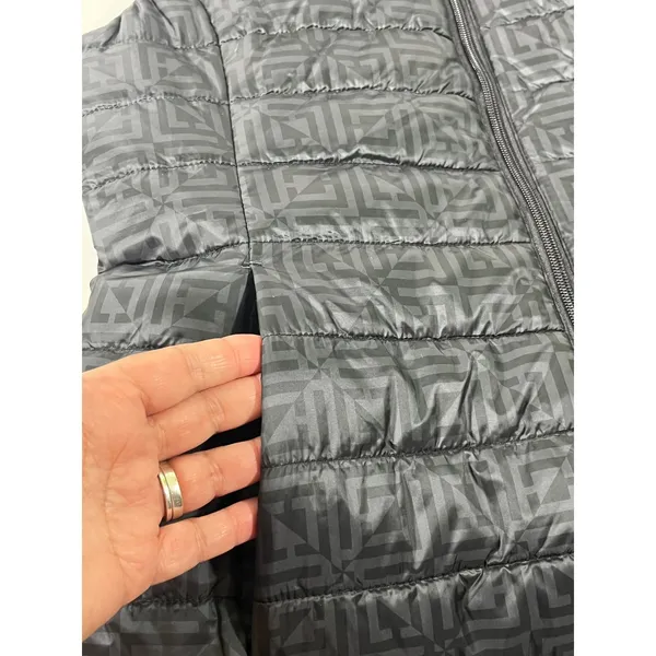Liz Claiborne Puffer Vest Women‎ S Grey Black Geometric Monogram Zip Up Preppy - Image 8