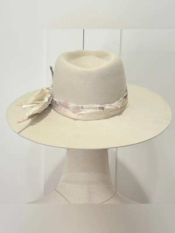 Lovely Bird Montana Fedora Wool Hat Small Cream Feather Boho Chic Western Malibu - Image 4