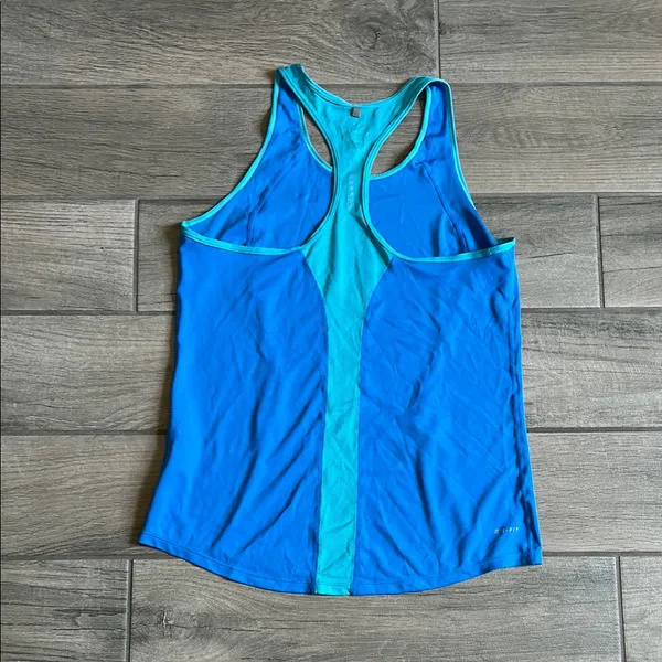 Nike Blue Fitted Racerback Tank Top - Image 4