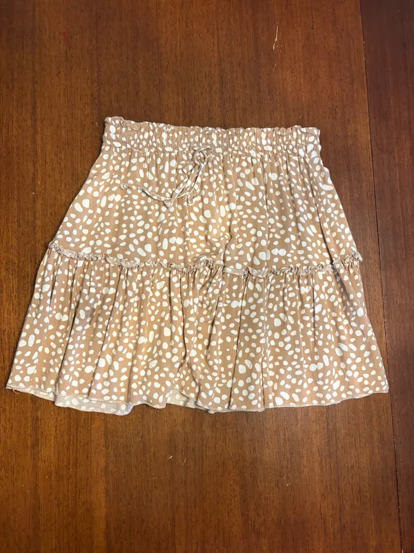 Alelly Flowy Cottagecore Beige and White Skirt - Image 4