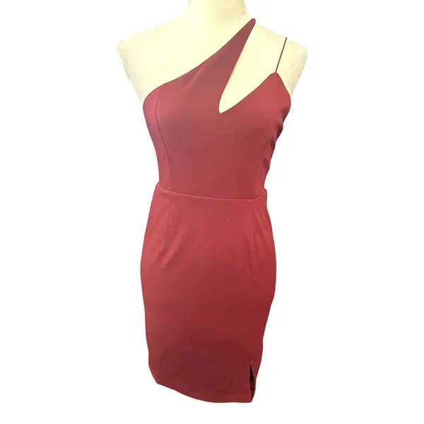 Lulus Burgundy One Shoulder Asymmetrical Mini Dress Side Slit S NWOT Cocktail - Image 3