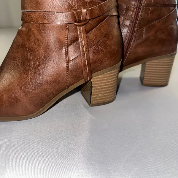 Frye & Co - Indiana Heeled Stacked Leather Ankle Boots Brown Women's Size 8M New - Image 11
