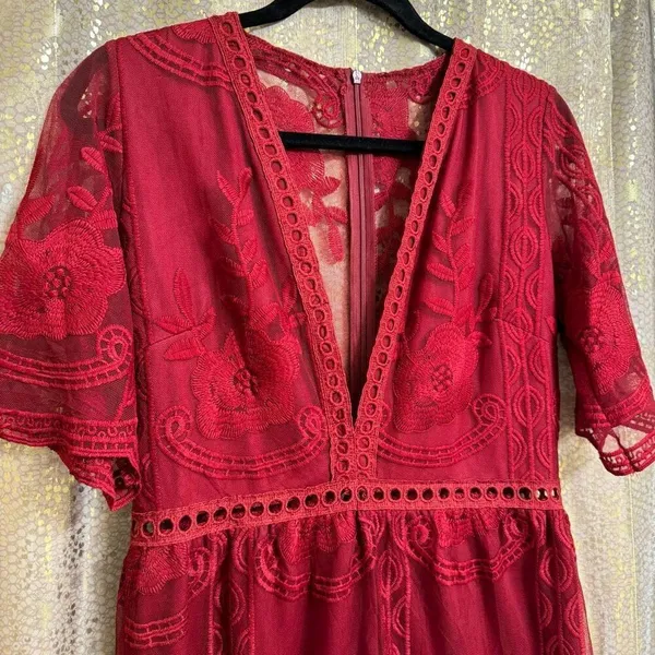Maroon Dark Red Romper Boho V Neck Lace Maxi Dress Medium - Image 4