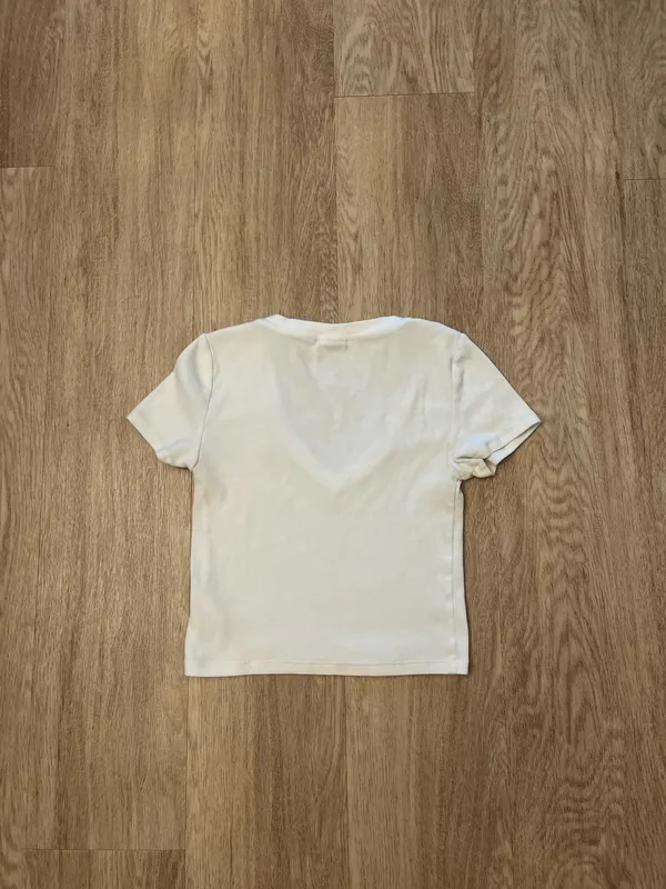 aritzia shirt - Image 2