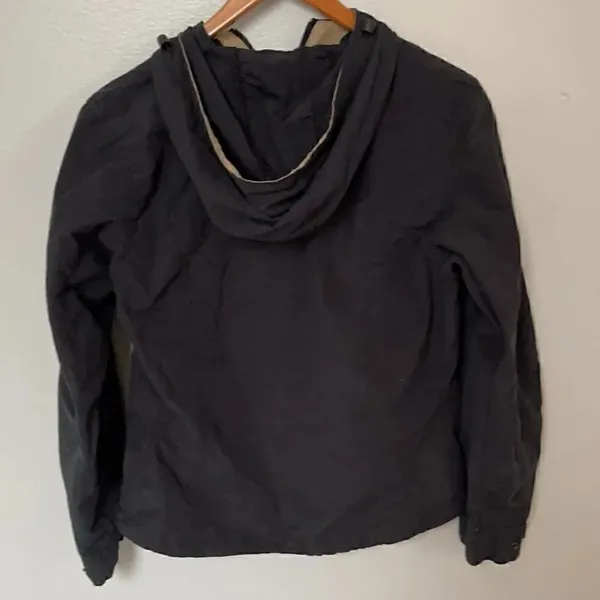 Columbia Jacket.  Size Small. - Image 2