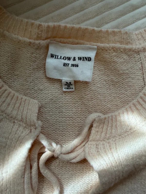 Willow & Wind Cream Floral Embroidered Tie Front Cardigan M/L - Image 6