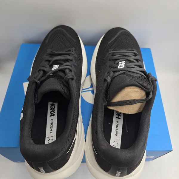 HOKA One One Rincon 4 Running Shoes Women’s 9 B Black White Sneakers 1155131 NEW - Image 4