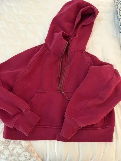 Lululemon Cropped Scuba Hoodie - Image 4