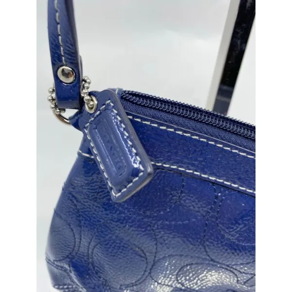 Coach Women's Blue Zipper Wristlet Bag - Image 4