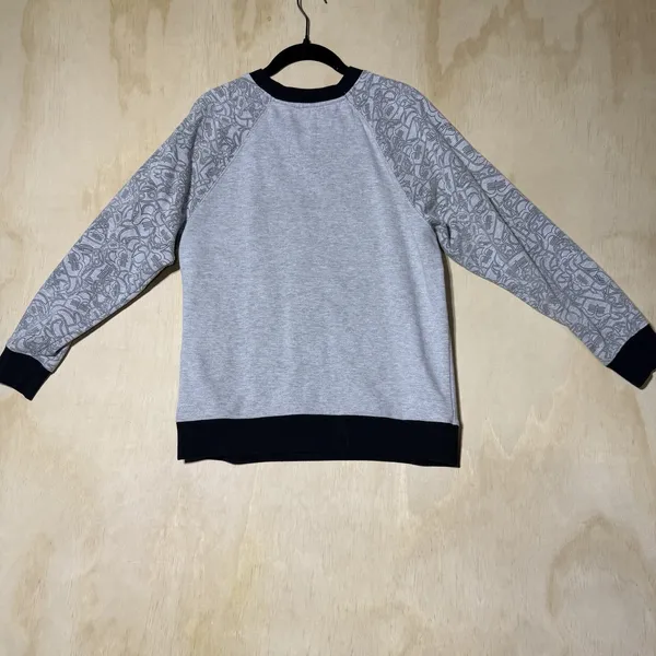 Vintage Chicago Bulls NBA‎ Woman's Medium Crewneck Sweatshirt Gray Black Graphic - Image 8