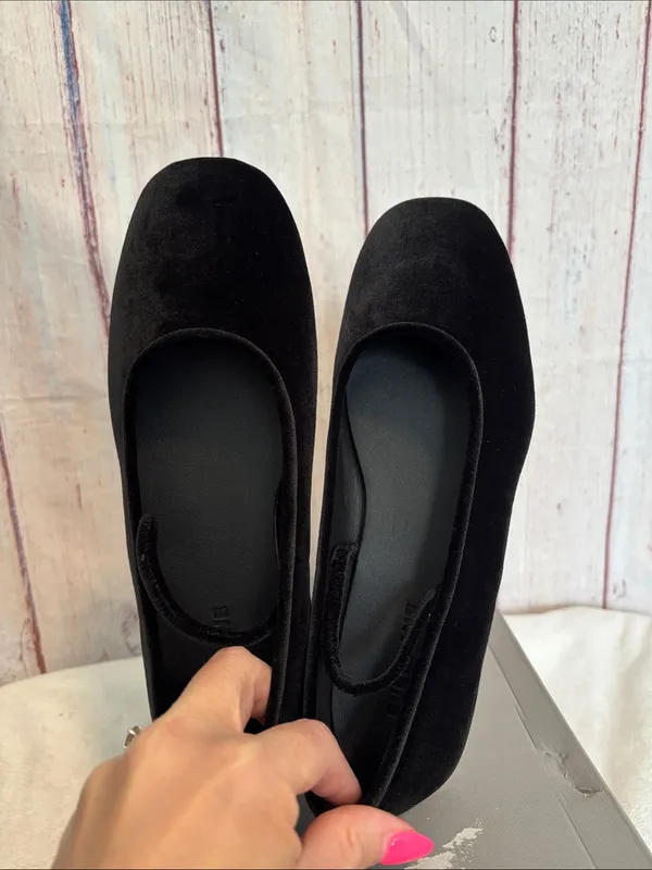 NIB Everlane The Day Mary Jane in Velvet - Image 11