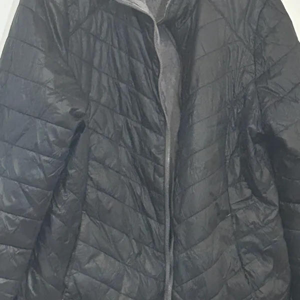 Free Country Gray and Black Jacket - Image 2