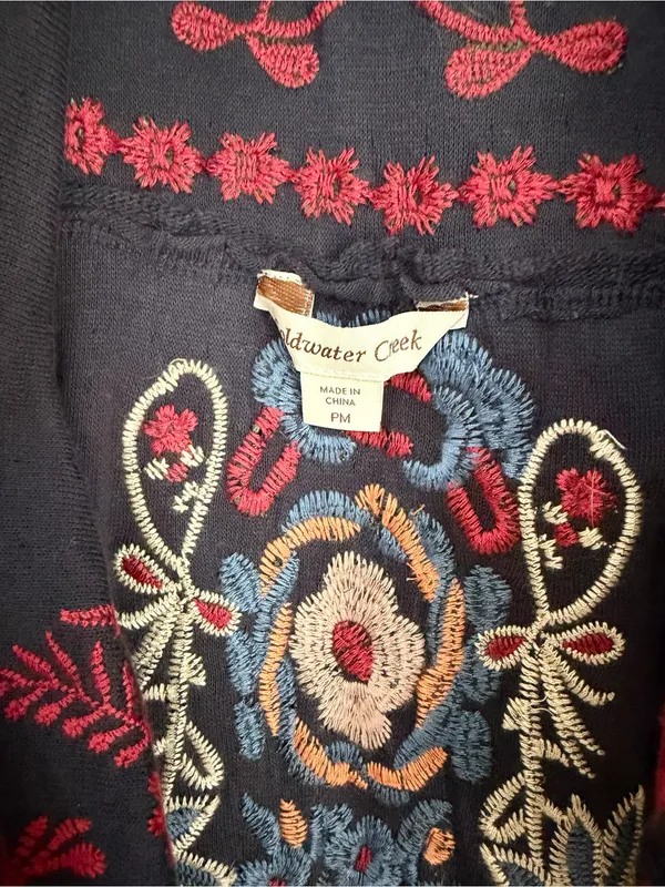 Coldwater creek size medium sleeveless vest knit embroidery boho floral - Image 2
