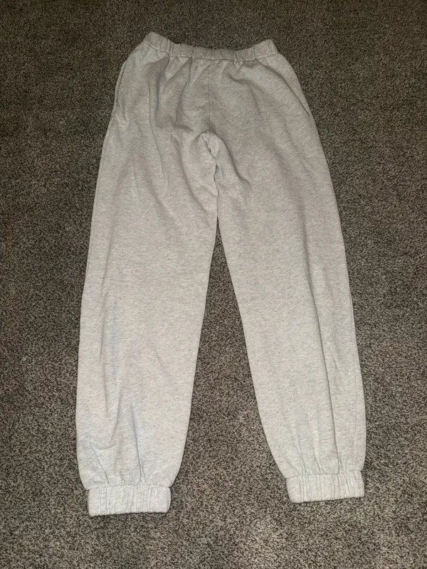 Brandy Melville John Galt California Light Grey Heather Rosa Sweatpants - Image 3