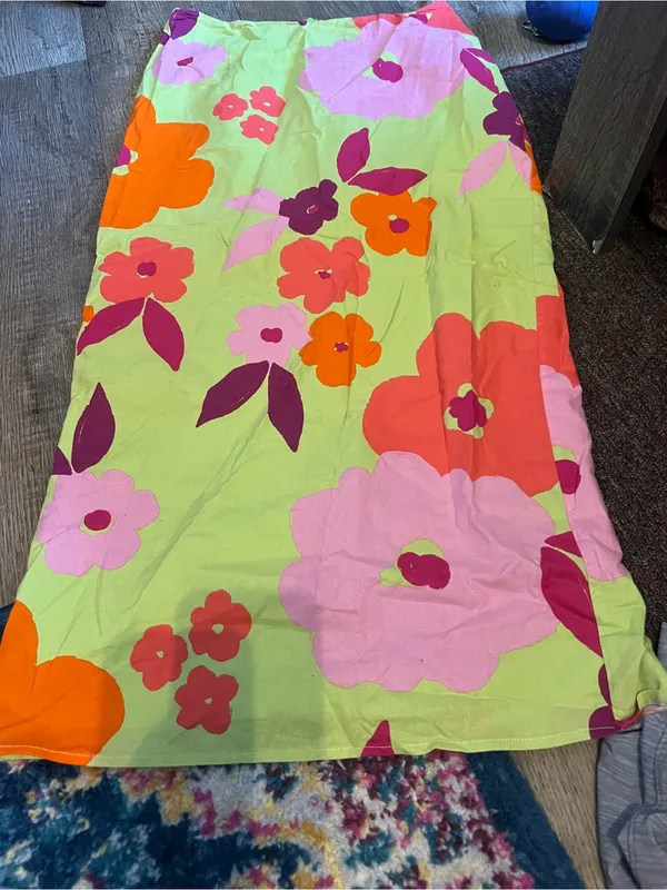 Sabo skirt floral print print midi skirt size 4 - Image 3