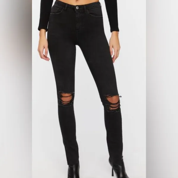 Forever 21 Distressed Knee High Rise Skinny Jeans Black Size 28‎ NWT - Image 10