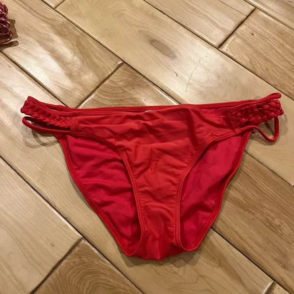 Hollister Swim Suit - Image 4