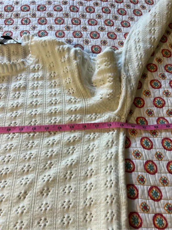 EUC Ann Taylor Cozy Pointelle Ivory Sweater size large retails $60 - Image 8