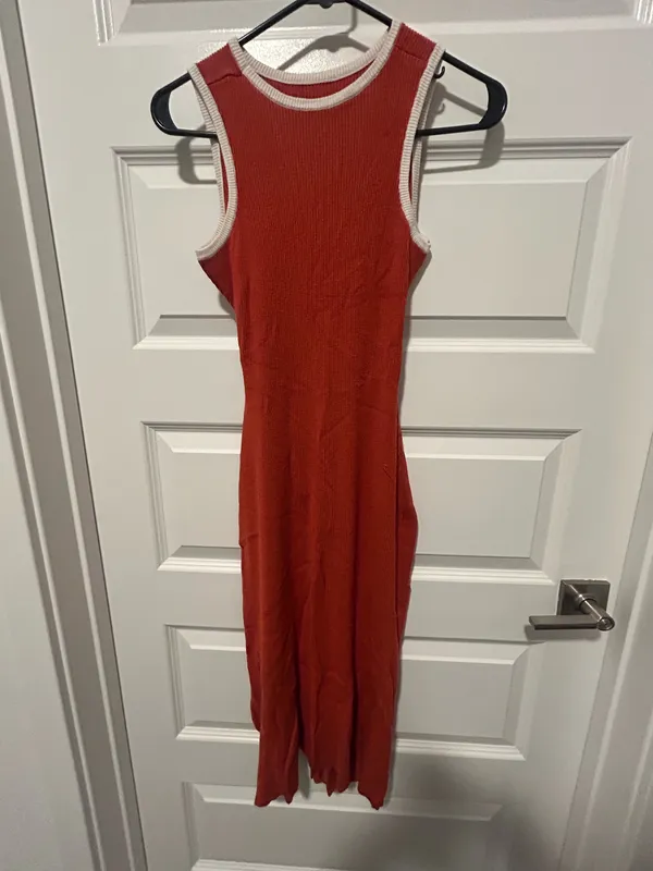 Orange midis dress with cutout Size M - Image 4