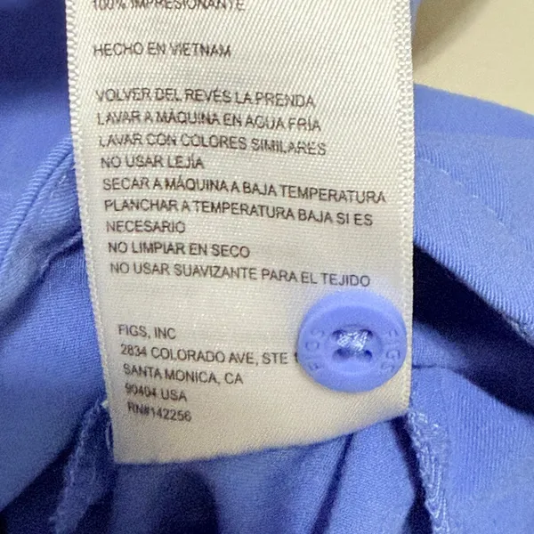 FIGS Montex Scrub Top Women's Size Small in Ceil Blue Mock Neck Pockets Oversize - Image 6