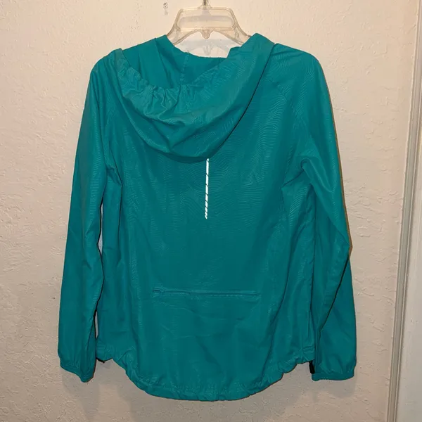 ASICS running raincoat packable lightweight water / wind resistant - Image 6