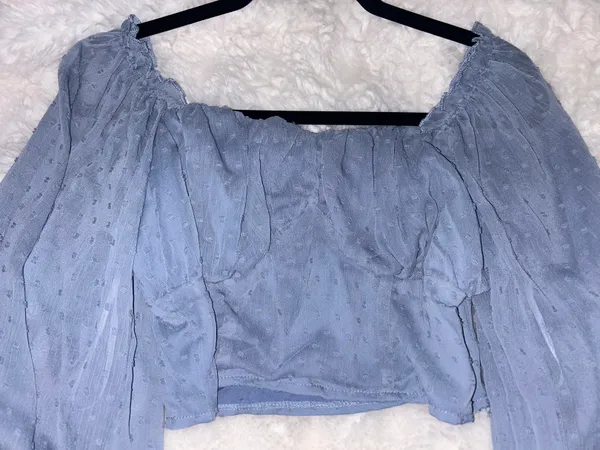 SheIn NWOT Swiss Dot Ruched Bust Crop Blouse Medium - Image 4