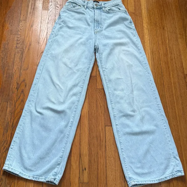 BDG Urban Outfitters High & Wide light wash blue jeans, size 25 western Y2K - Image 9