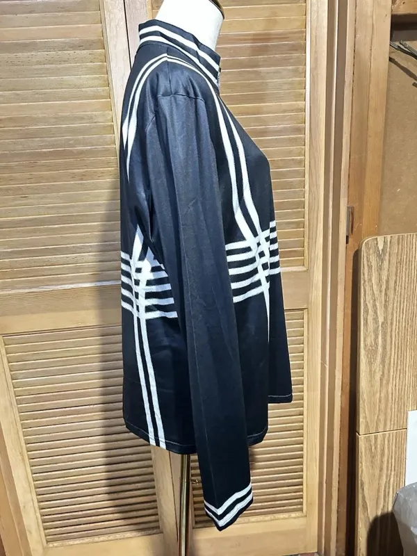 CEGOLFS Women’s Black/White Striped 1/4 Zip Mock Neck Pullover Active XL NWT - Image 5