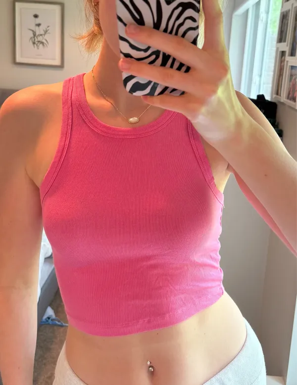 Aritzia Crop Tank - Image 3