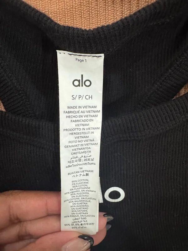 Alo Yoga Tank Top - Image 2
