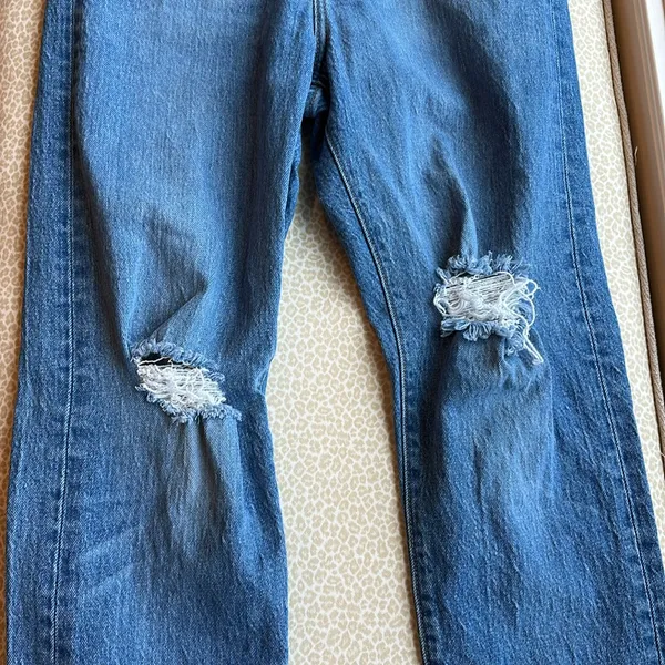 Levi’s Wedgie buttonfly high rise distressed jeans size 26 - Image 6