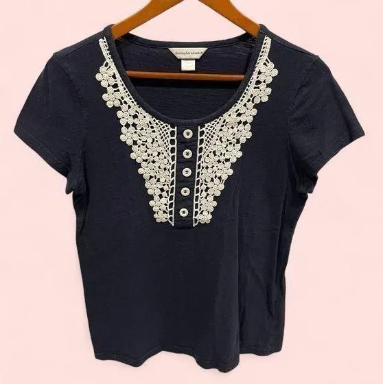 Cute vintage 80’s-90’s cottagecore white lace buttons appliqué navy top - Image 2