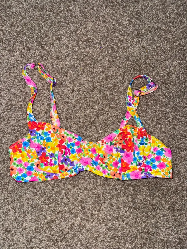 Bright Swimwear Top Bikini Floral - Image 2