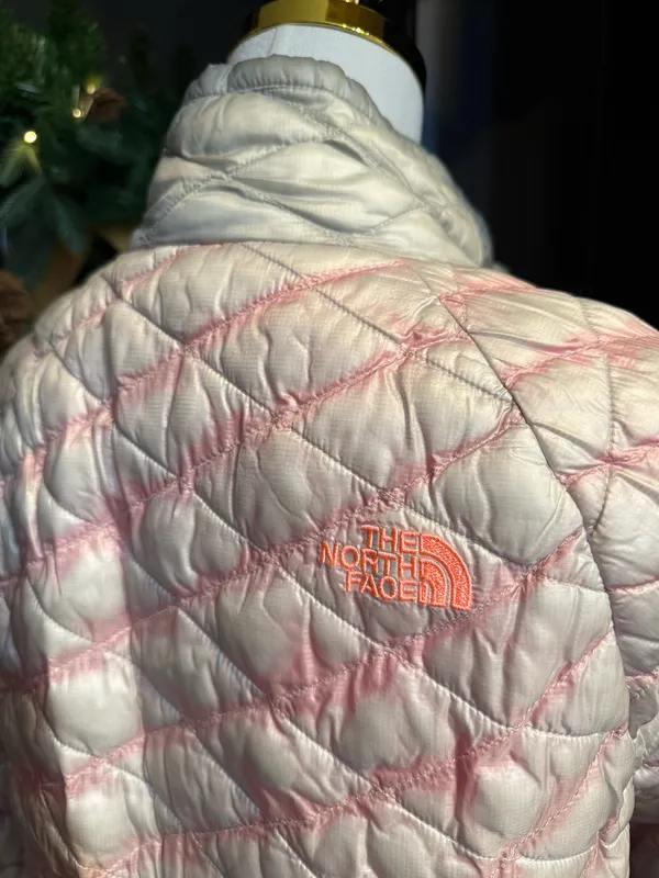 North Face Lightweight Jacket - Image 6
