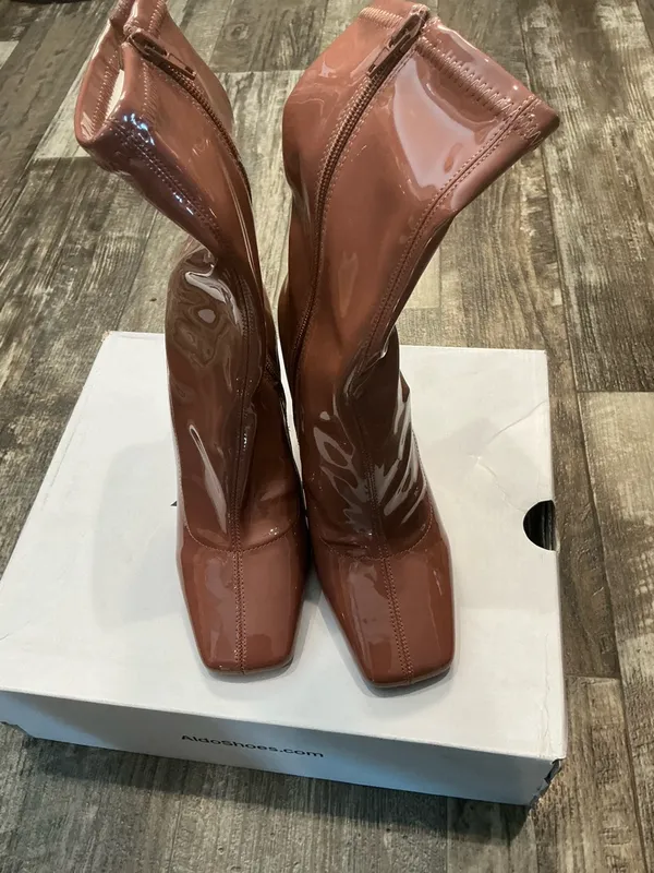 Aldo Glossy Mid-Calf Block Heel Boots in Chestnut Pink Size 6.5 - Image 10