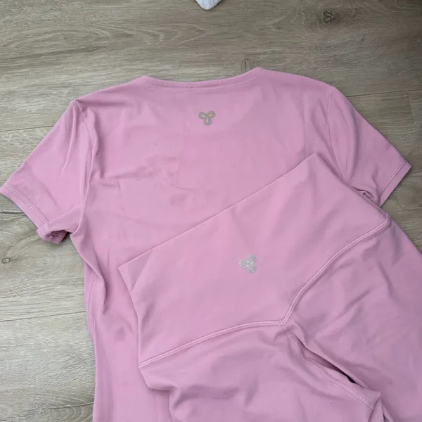 Aritzia Golden Tart Pink Butter Tee And Shorts Set - Image 5