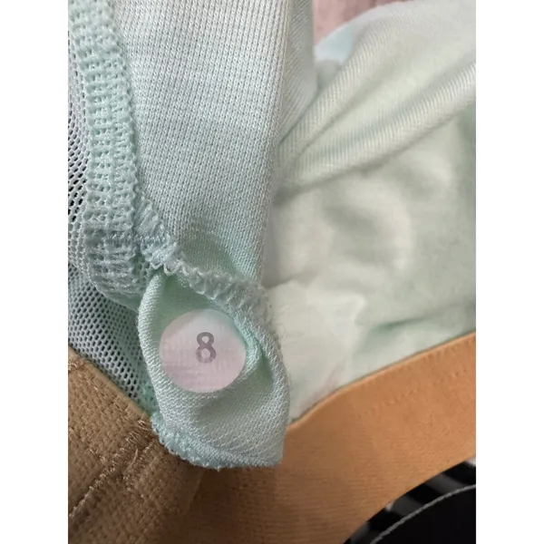 Lululemon Women's Work‎ It Out Tank Size 8 - Image 7