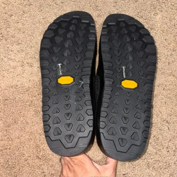 Arc'teryx Kragg Slip On Flexible Knit Vibram Sole Shoes Black 8.5 - Image 9