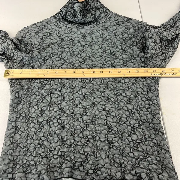 Sno Skins Crop Top Womens Medium Black Lace Sheer Detail Turtle Neck Ski Outdoor - Image 10