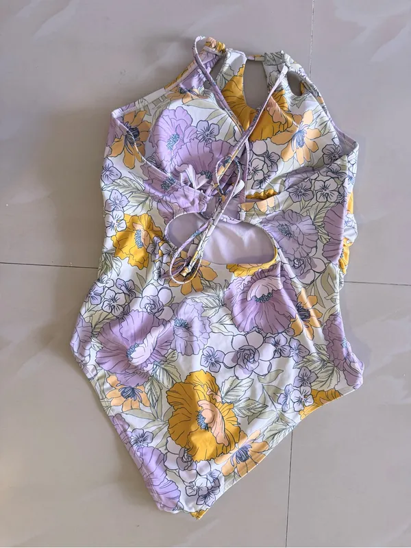 Cupshe Pastel Floral One-Piece Swimsuit in Lavender and Orange - Image 6