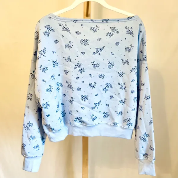Mighty Fine Hopeless Romantic Floral Off Shoulder Cropped Sweatshirt‎ Blue SM - Image 4