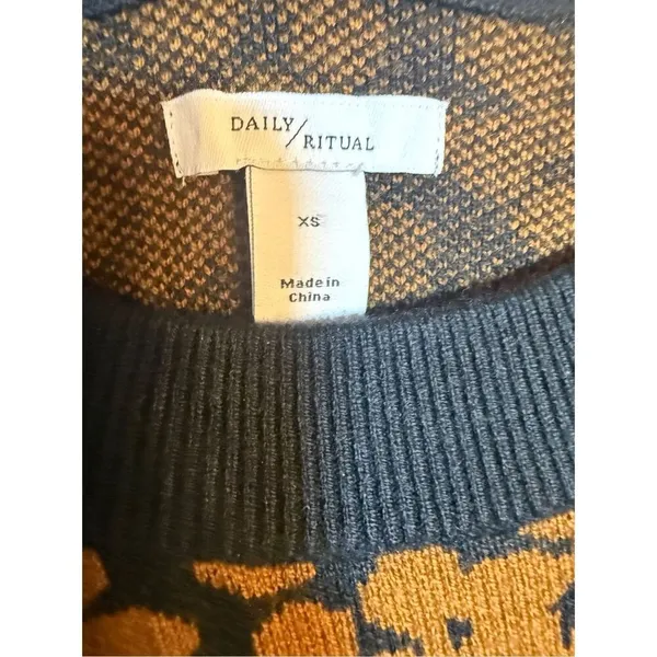 Daily Ritual Ultra-Soft Jacquard Crewneck Pullover Sweater Brown & Black‎ - Image 3