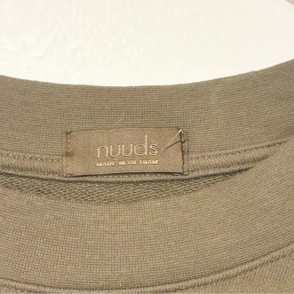 Nuuds‎ Size Large Olive Cropped Crewneck Pullover Sweatshirt - Image 3