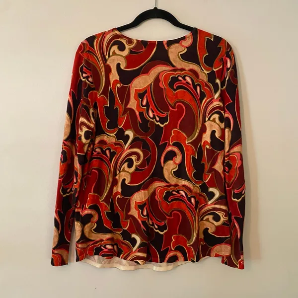 Chico's Red Paisley V-neck Sweater Boho Lightweight Preppy Women size 1 / Medium - Image 6