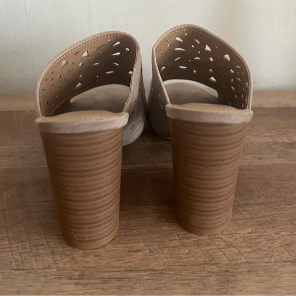American Eagle Perforated Block Heel Mule Sandals Size 12 - Image 5
