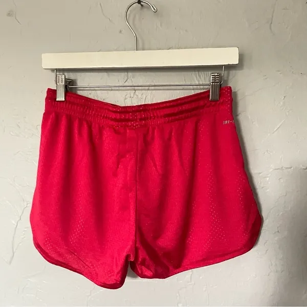 Nike Women's Vibrant Red Athletic Shorts Elastic‎ Waist Pull On sz small Soccer - Image 2